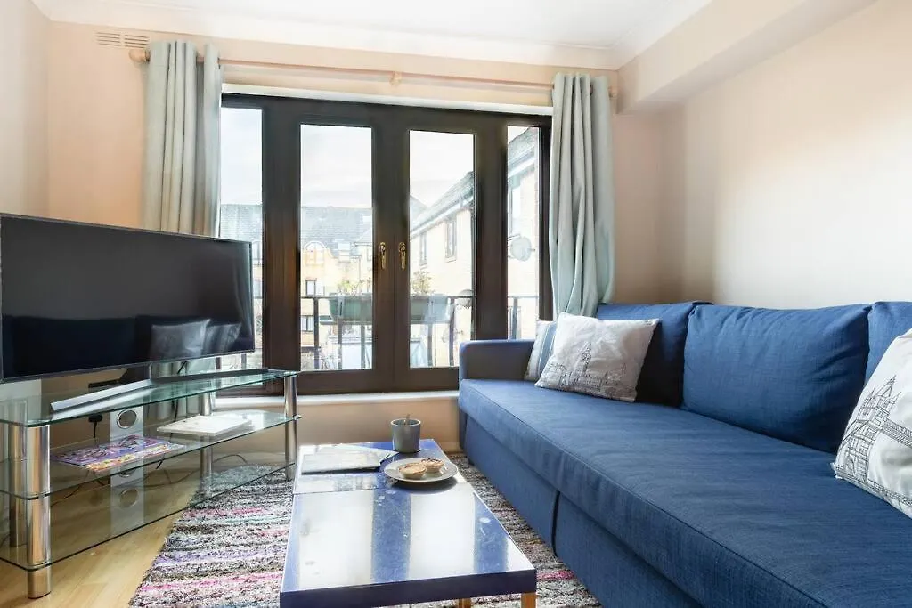 Wapping - Tobacco Docks - Modern Flat Διαμέρισμα Λονδίνο 0*,  Ηνωμένο Βασίλειο
