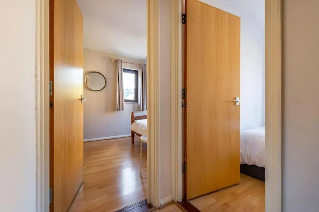 Wapping - Tobacco Docks - Modern Flat Appartement Londen 0*,