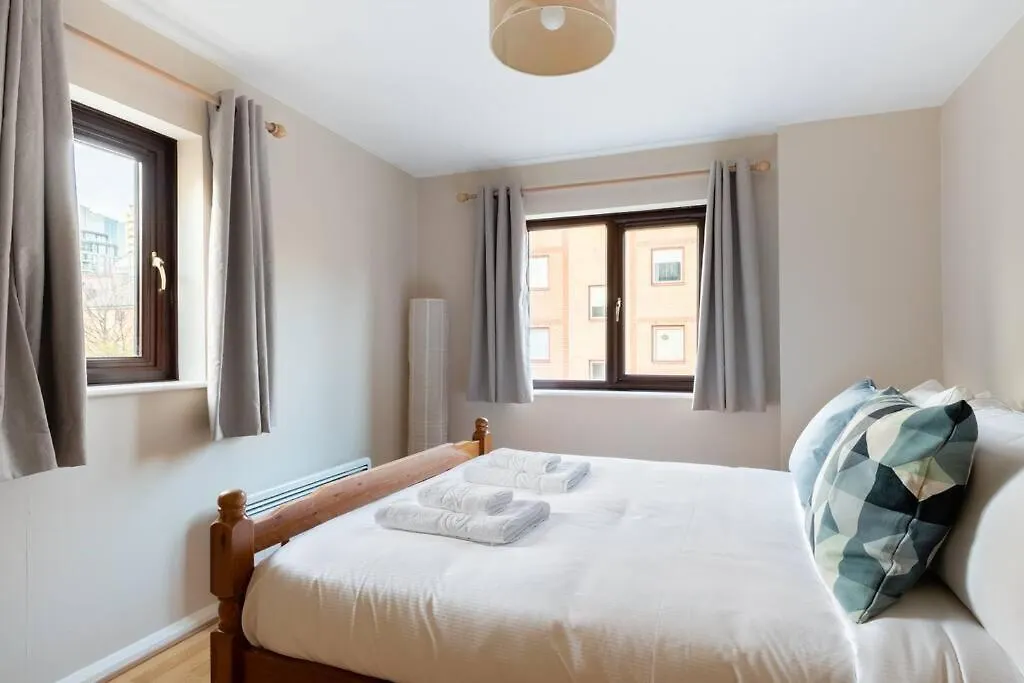 Wapping - Tobacco Docks - Modern Flat Appartement Londen