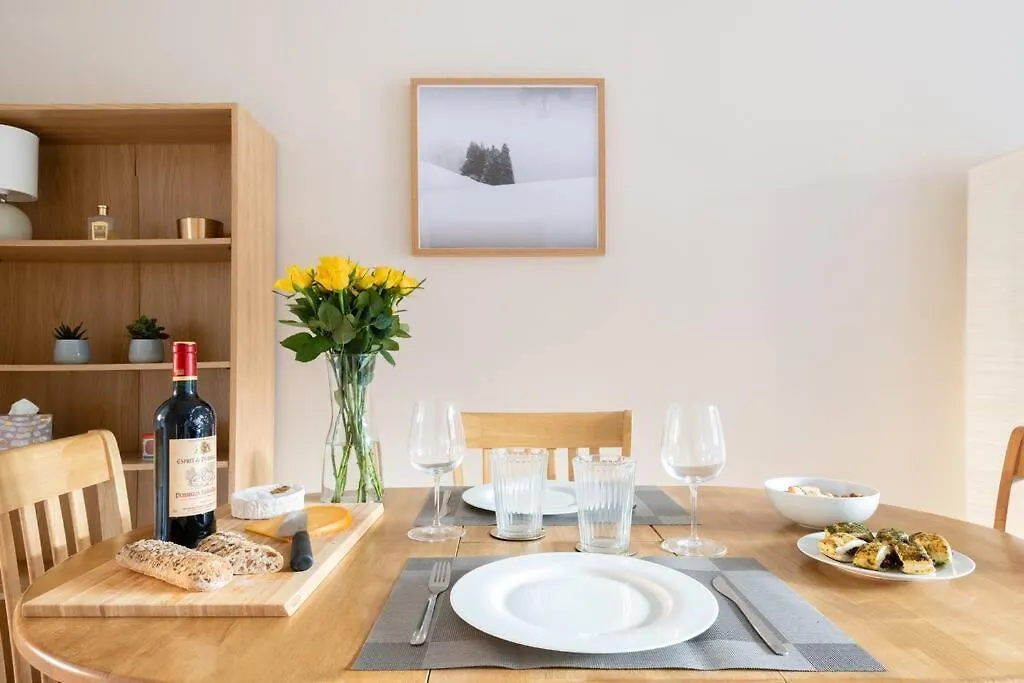 Wapping - Tobacco Docks - Modern Flat Apartment London United Kingdom